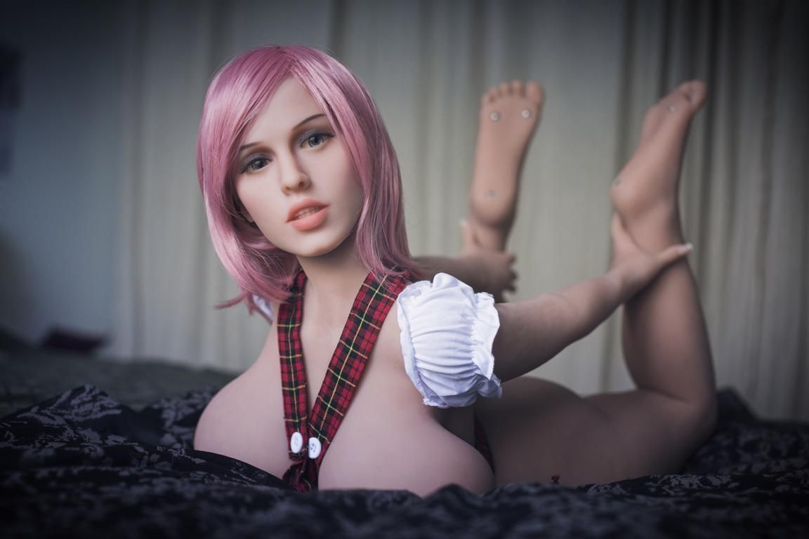 Premium TPE-Sexpuppe Melanie Beine hinten