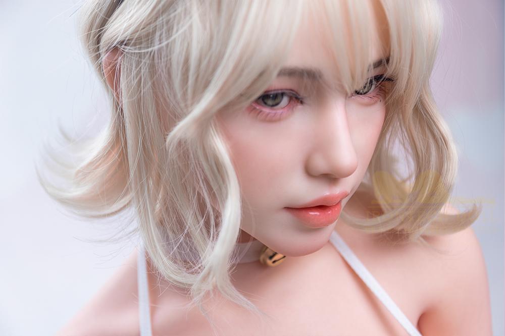 Siliconen sekspop Bella | Aziatische blonde sexdoll