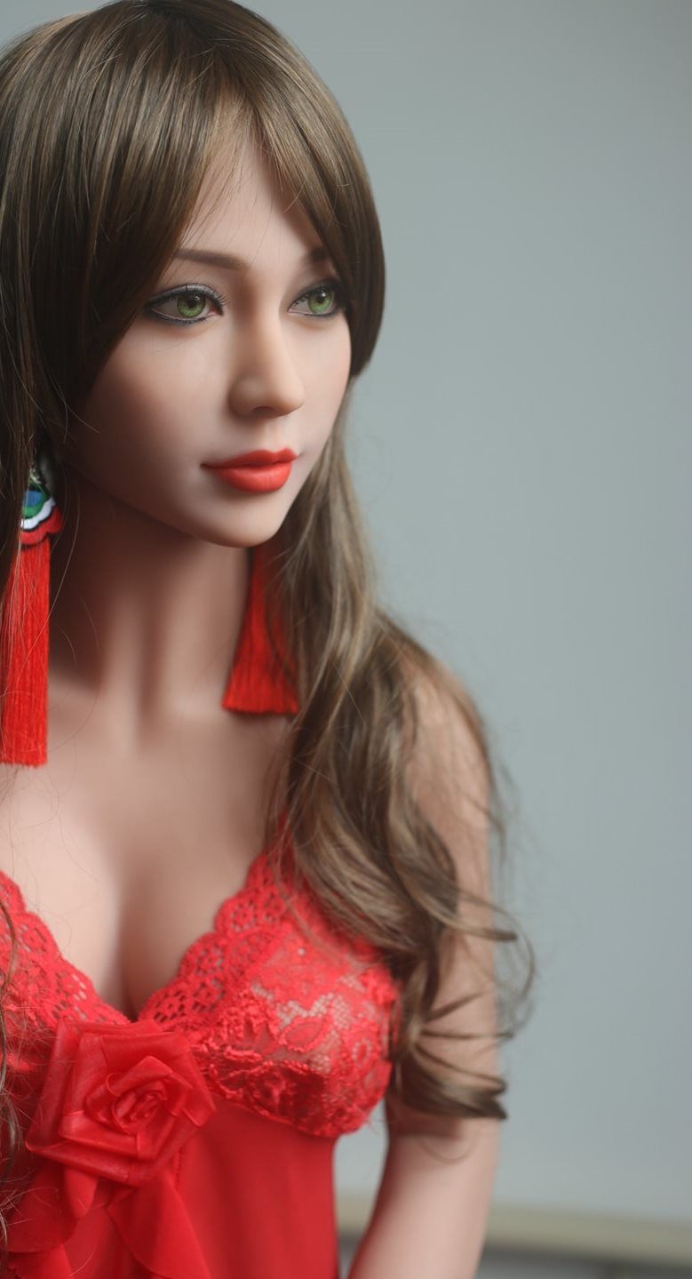 Sexpuppe Leslie