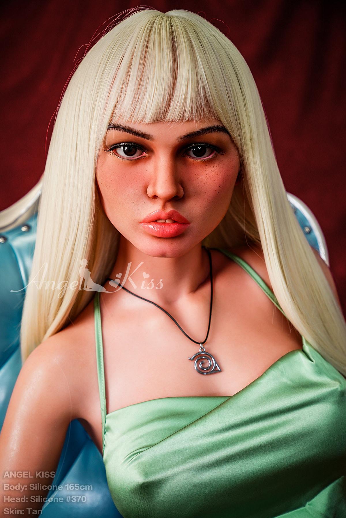 Siliconen sekspop Ellya Premium Love Doll