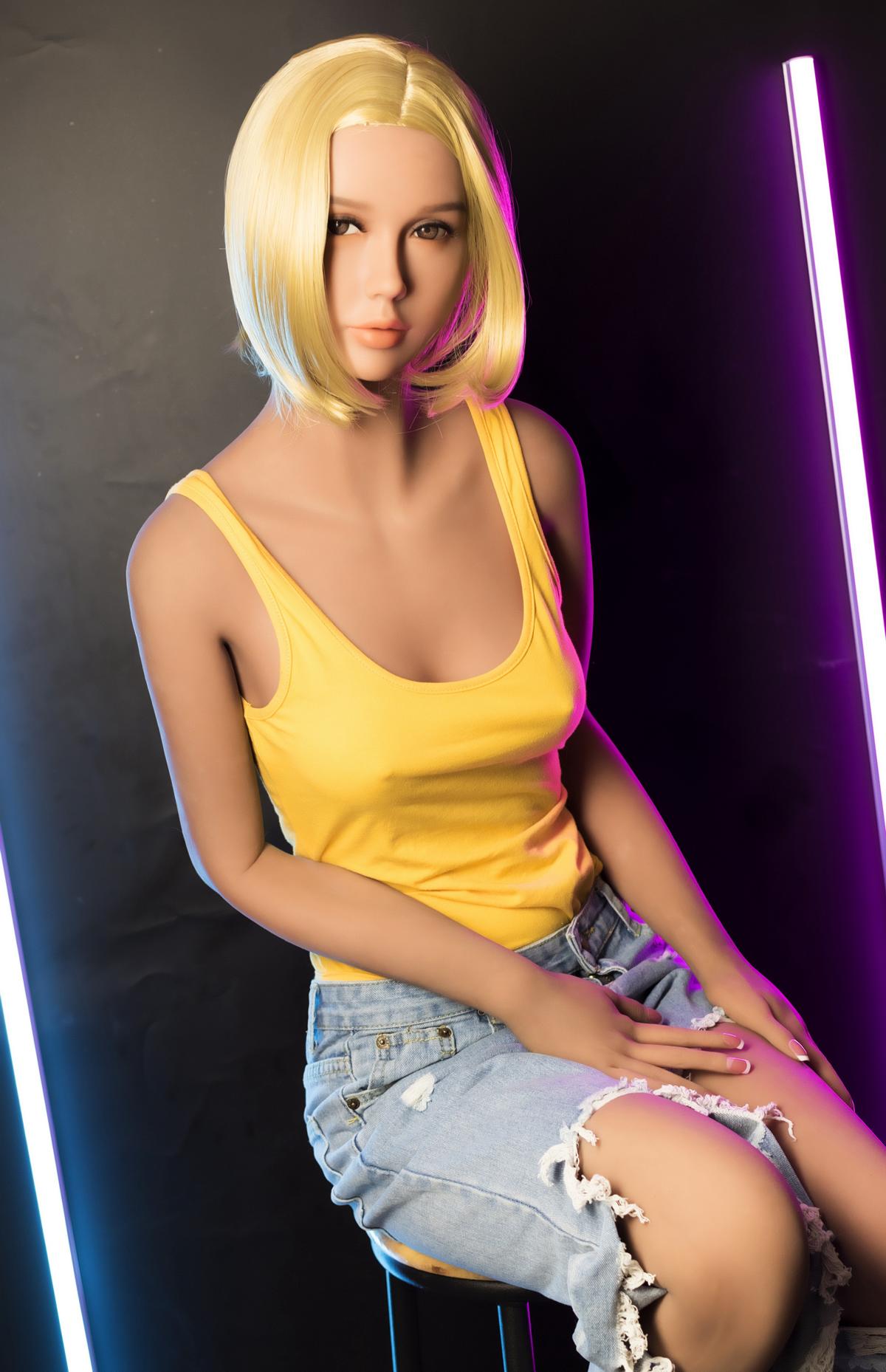 Sex Doll Larissa | Blonde Tiener Real Doll