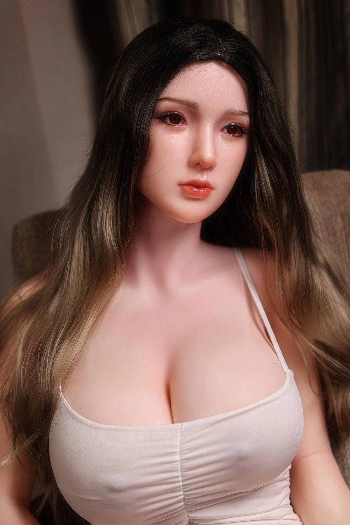 Real Doll Amy